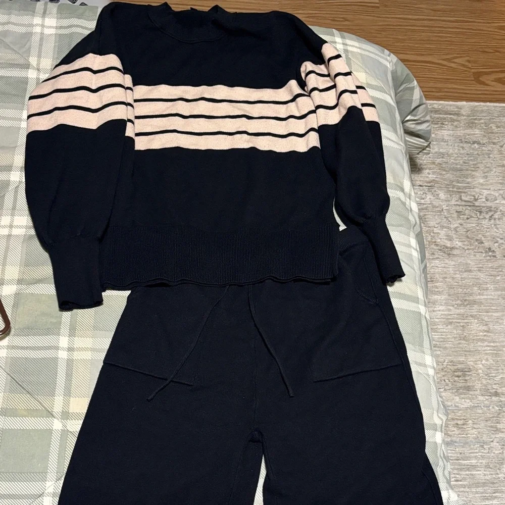 Striped lounge sweater Set - Picture 1 of 2